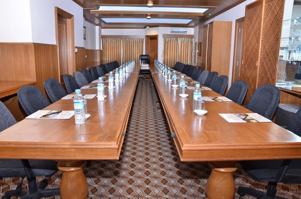 Hotel Sidney Γιανγκόν Εξωτερικό φωτογραφία