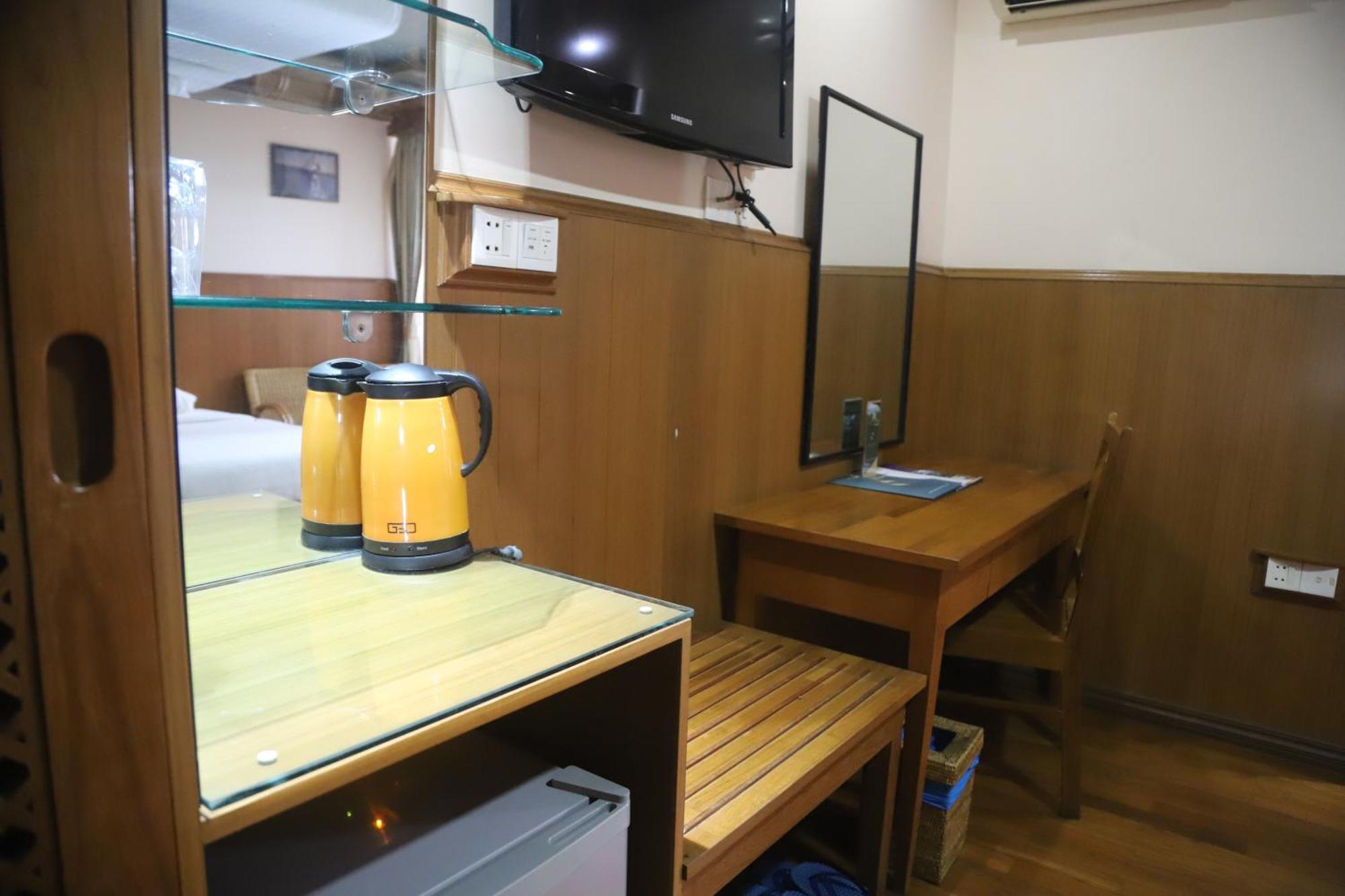 Hotel Sidney Γιανγκόν Εξωτερικό φωτογραφία