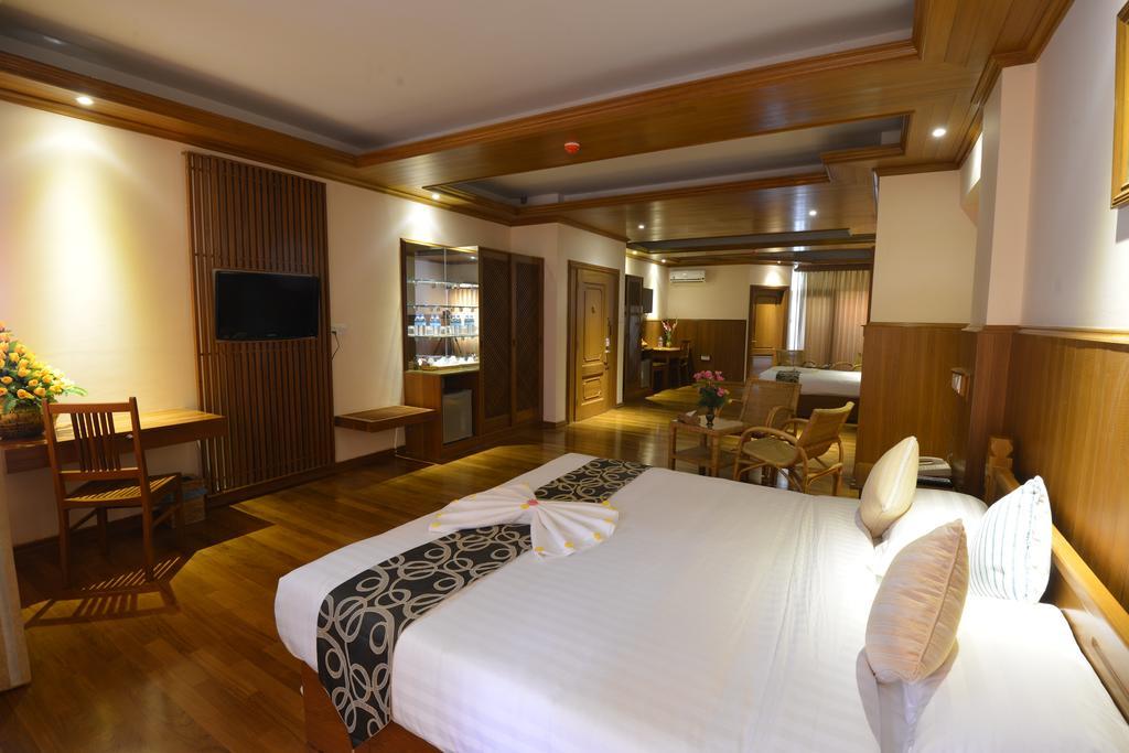 Hotel Sidney Γιανγκόν Εξωτερικό φωτογραφία