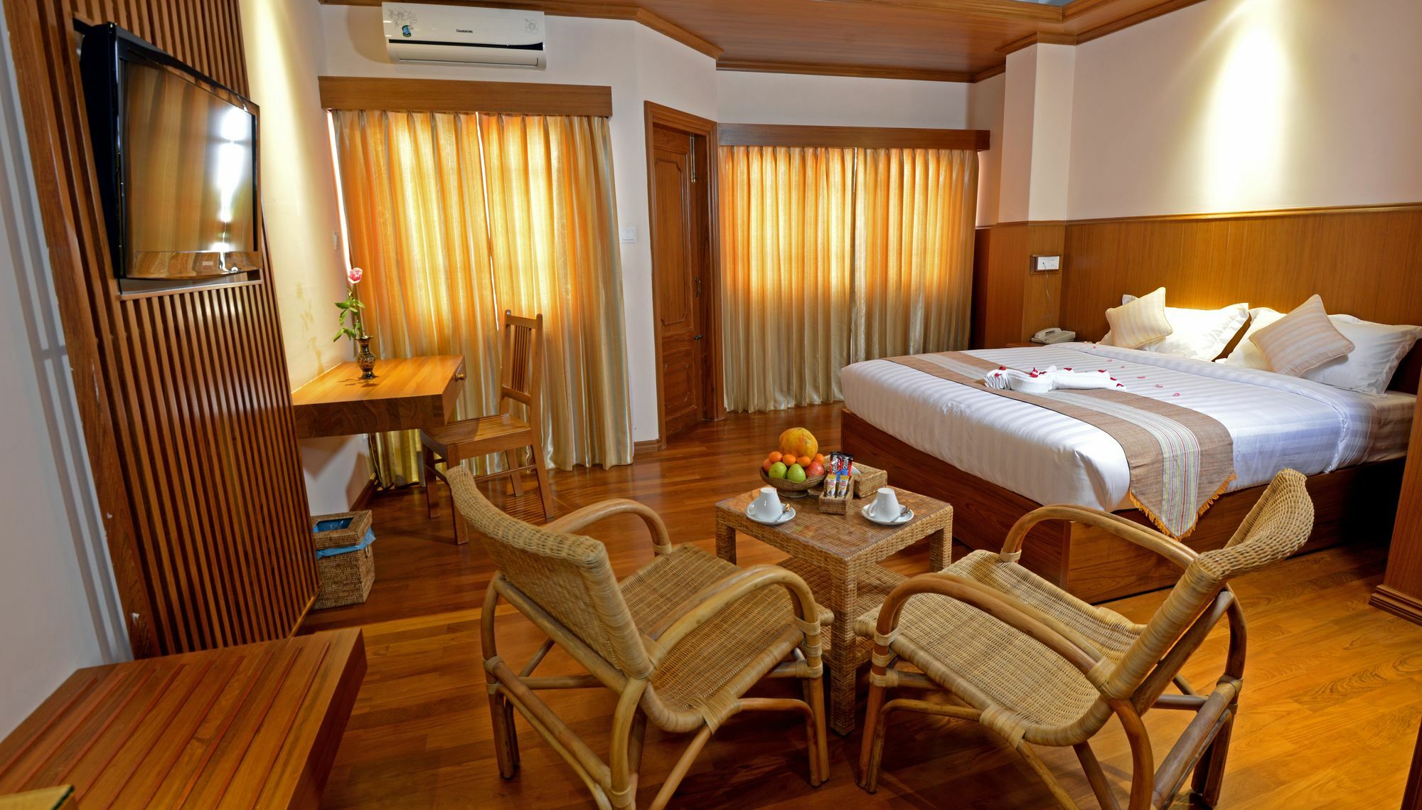 Hotel Sidney Γιανγκόν Εξωτερικό φωτογραφία